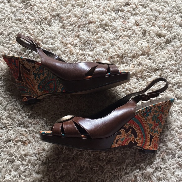 Sandal Wedges - Picture 1 of 6